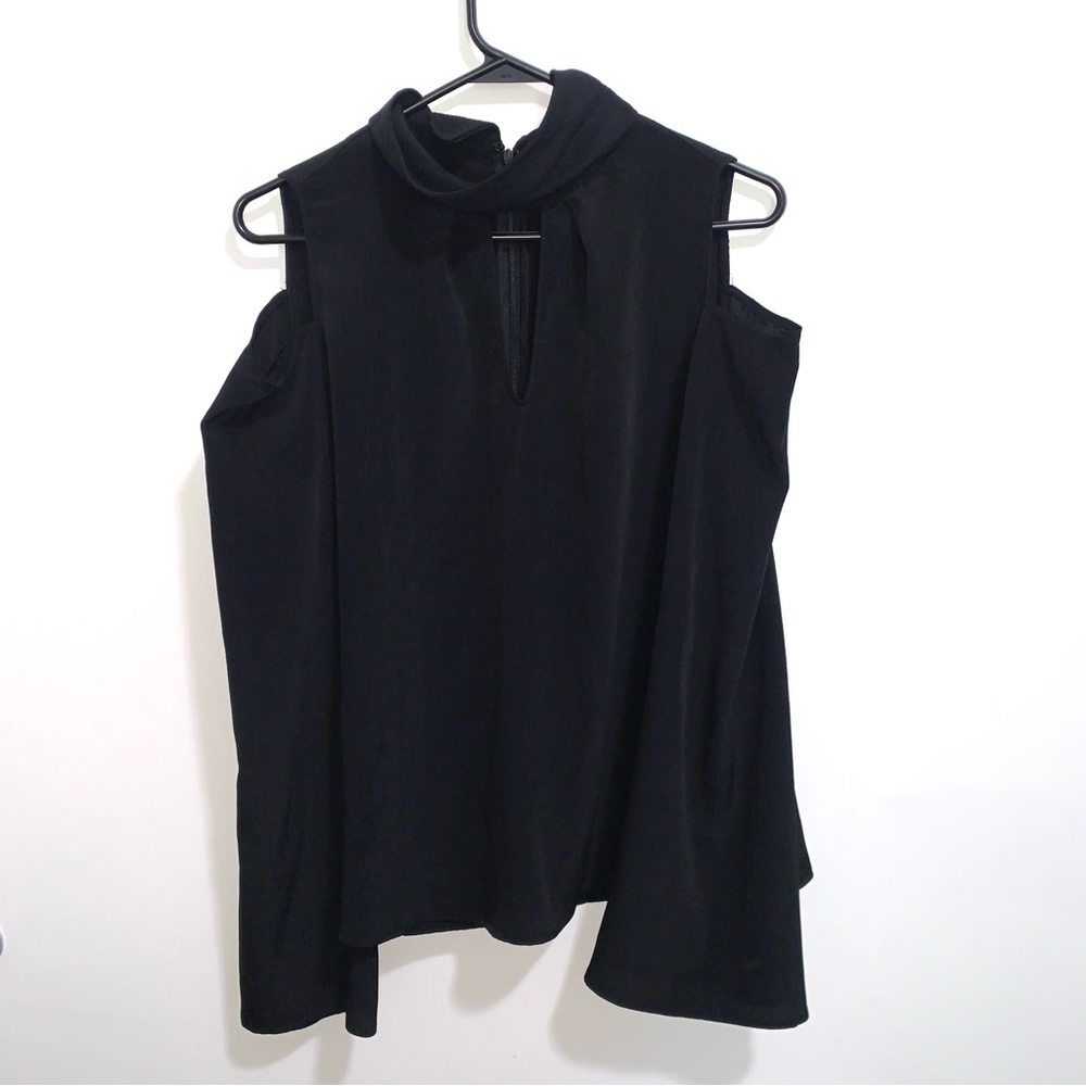 🌷5/$20 Lush Women’s Black Blouse